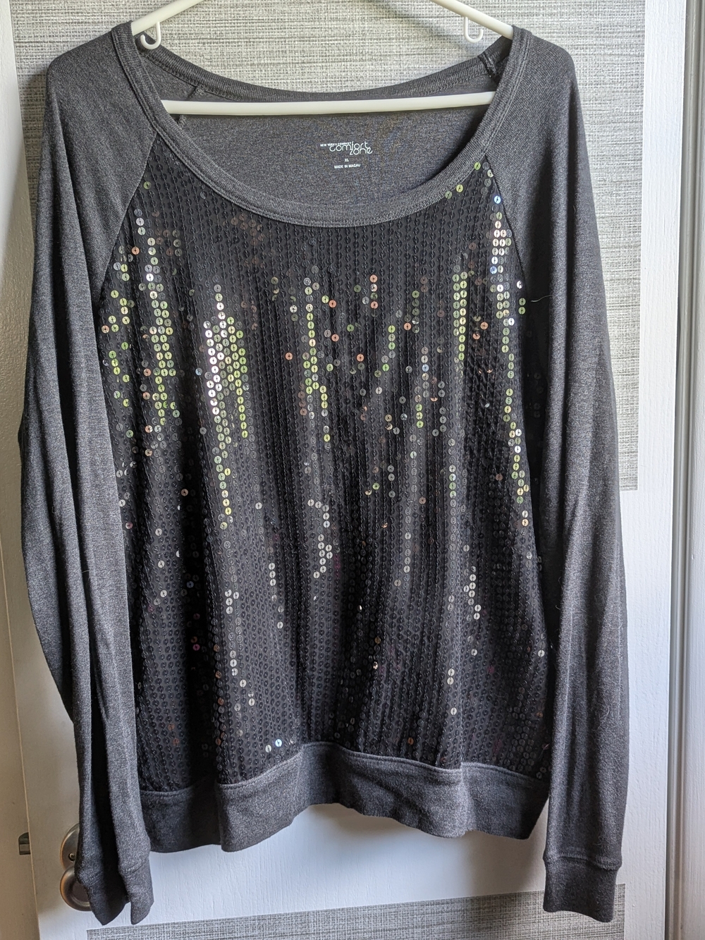 New York & Company Charcoal Sequin Raglan Sweatshirt